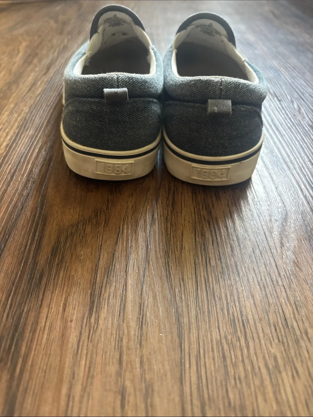 Old Navy Gender-Neutral Chambray Slip-On Sneakers Kids Size 4 Youth Blue Denim 1